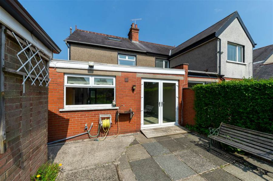 9 Finaghy Park South