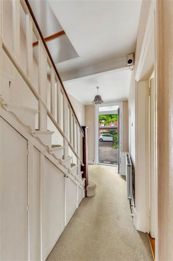 9 Finaghy Park South
