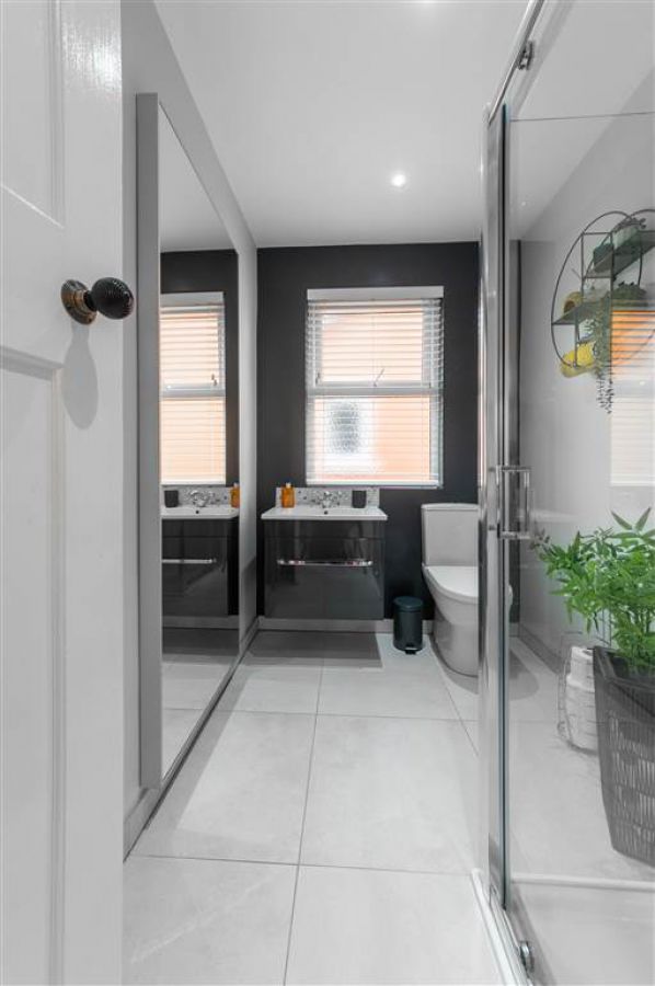 8 Grangeville Gardens