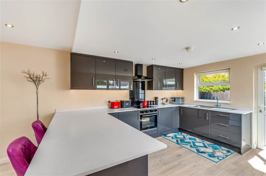 10 Steedstown Road