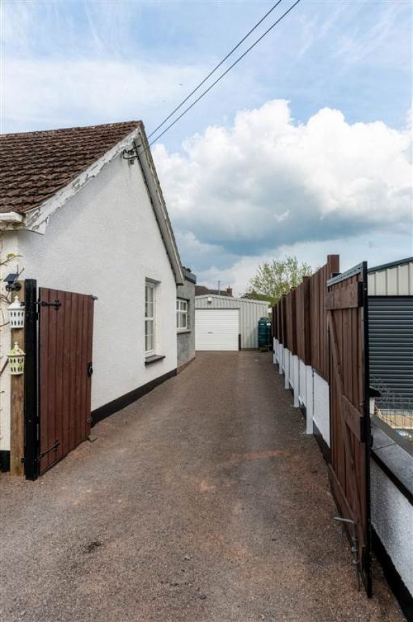 10 Steedstown Road