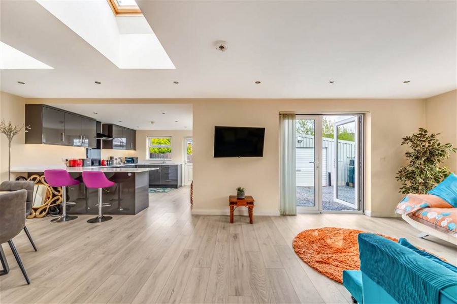 10 Steedstown Road