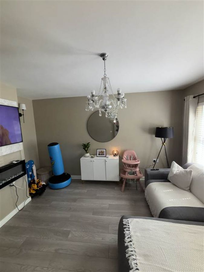 13 Dun Eden Grove
