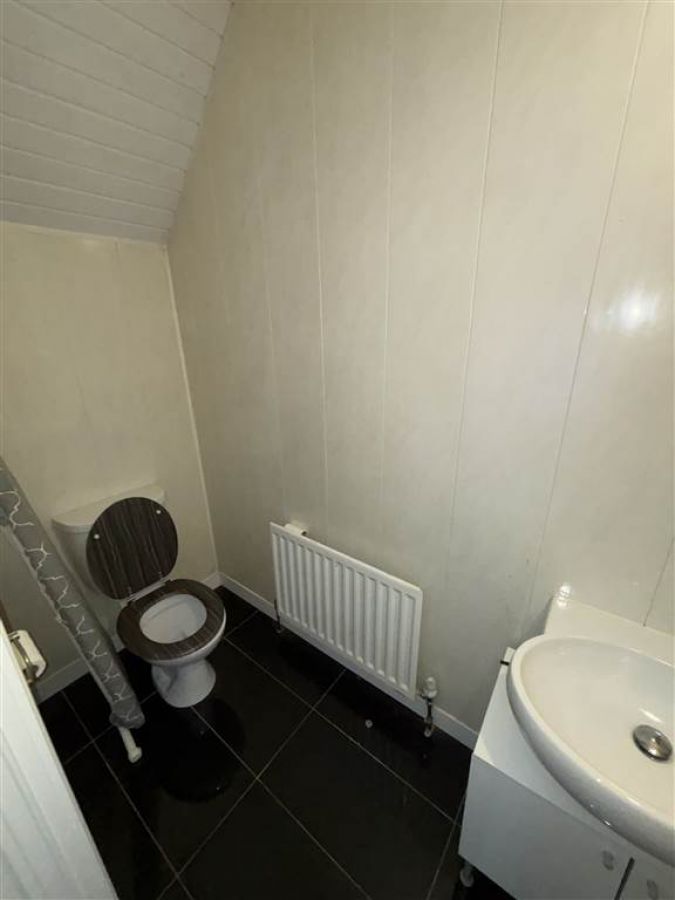 13 Dun Eden Grove