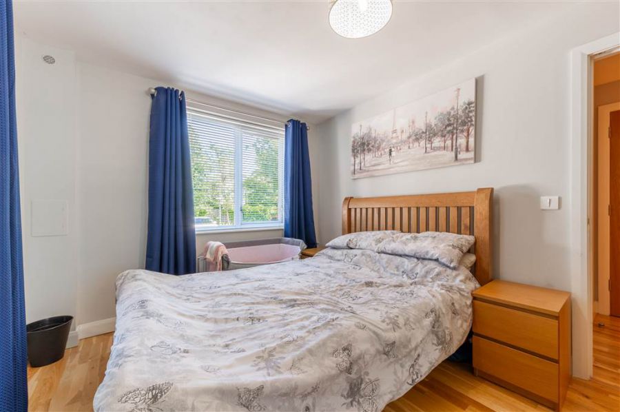 Apt 1 Mayfield Square
