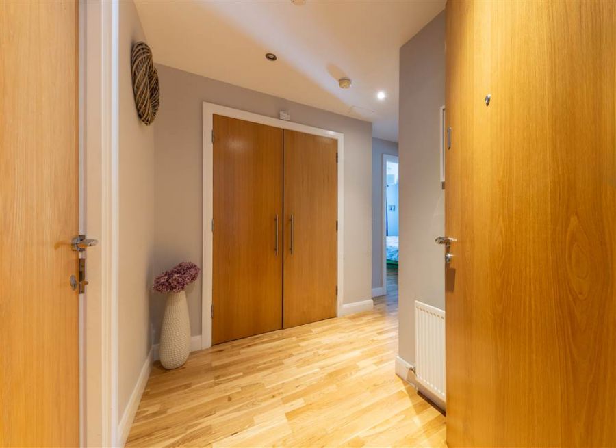 Apt 1 Mayfield Square