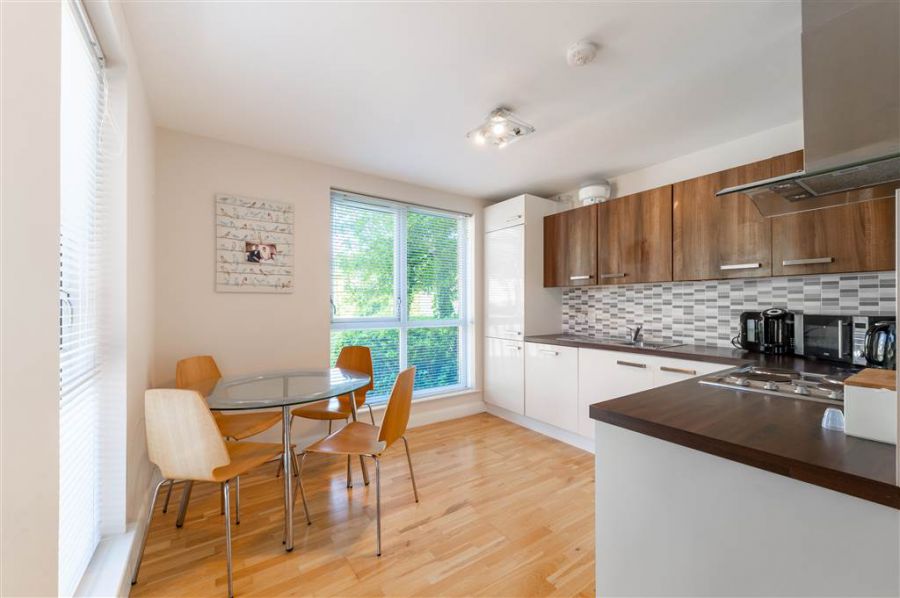 Apt 1 Mayfield Square