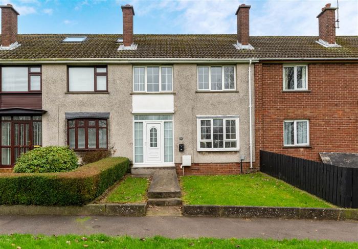 53 Riverside, dunmurry, BT17 9DJ