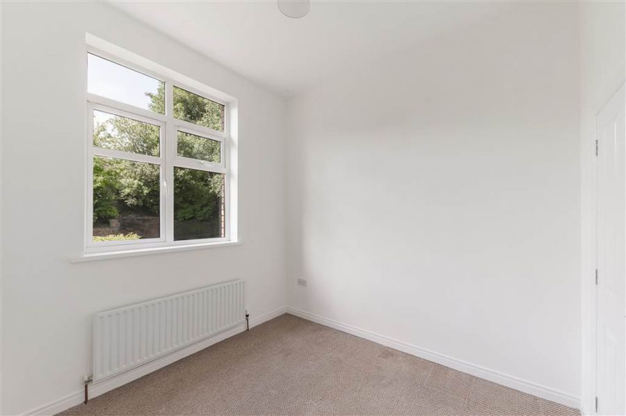 9 Glenburn Manor