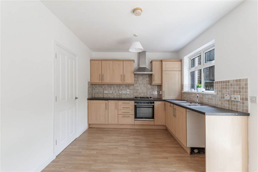 9 Glenburn Manor