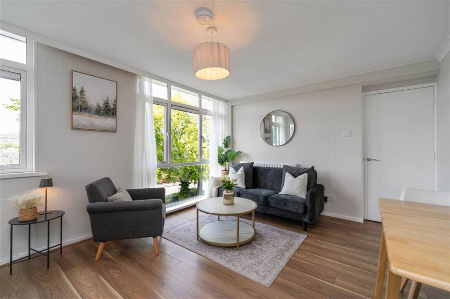 204E Upper Lisburn Road