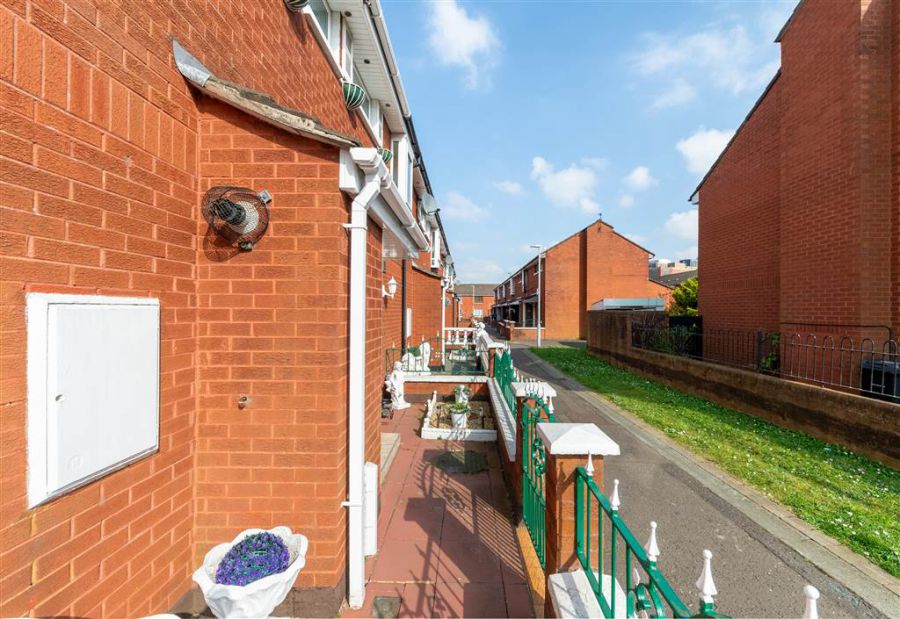 9 Britanic Terrace