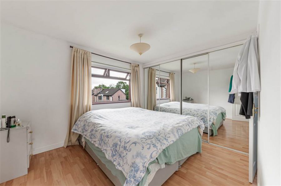 30 Dunmurry Lodge