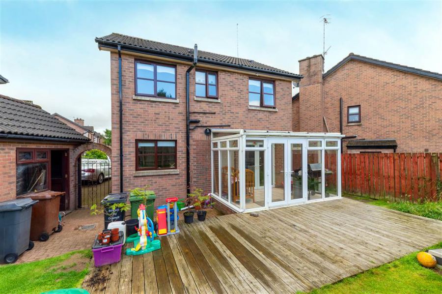 30 Dunmurry Lodge