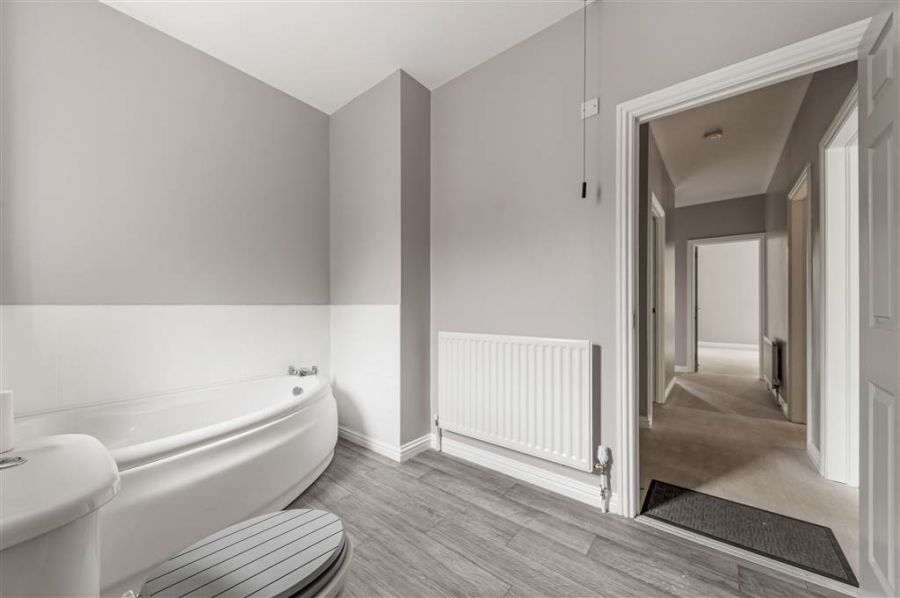 Apt 35 Lagmore Glen