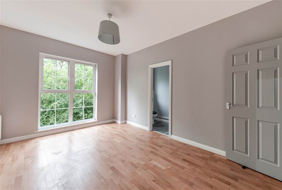 Apt 35 Lagmore Glen
