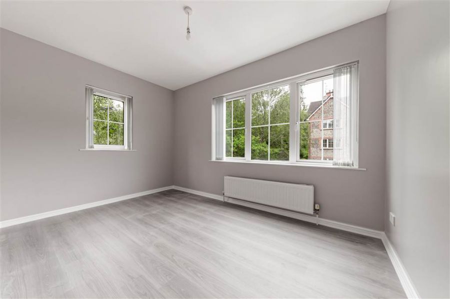 Apt 35 Lagmore Glen