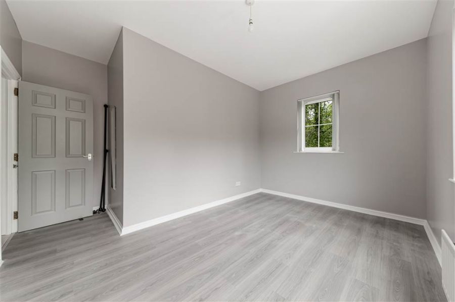 Apt 35 Lagmore Glen