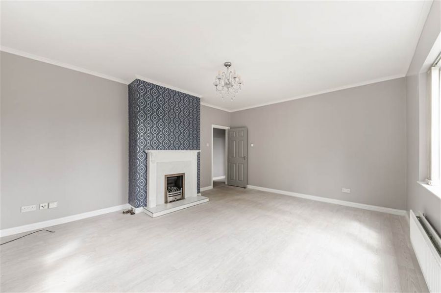 Apt 35 Lagmore Glen