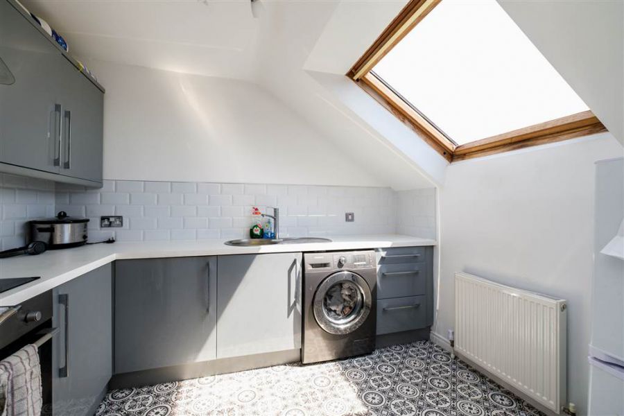 15E Upper Springfield Road