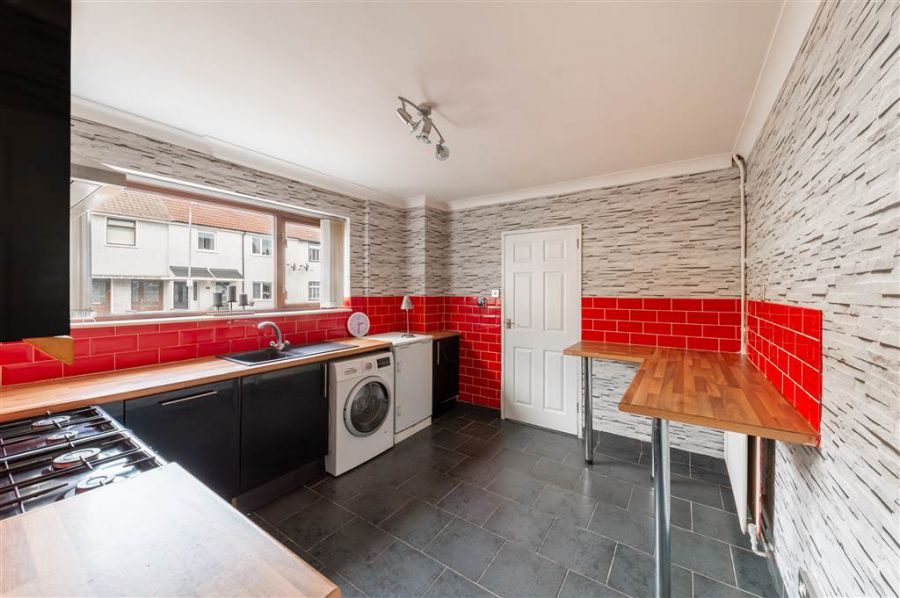 22 Hillmount Gardens