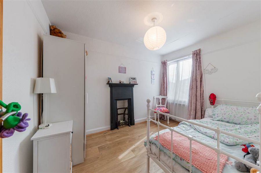 8 Ormonde Avenue