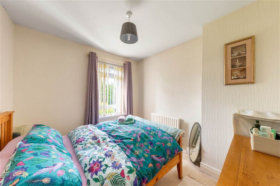 82 Sunnyhill Park