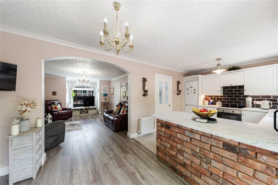 1 Cotlands Green