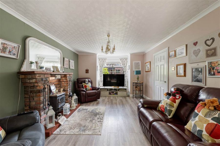 1 Cotlands Green