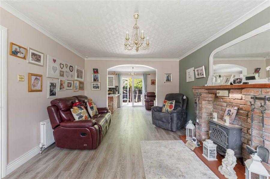 1 Cotlands Green