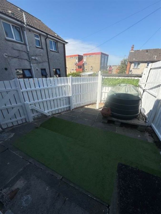 27A Kilwarlin Crescent