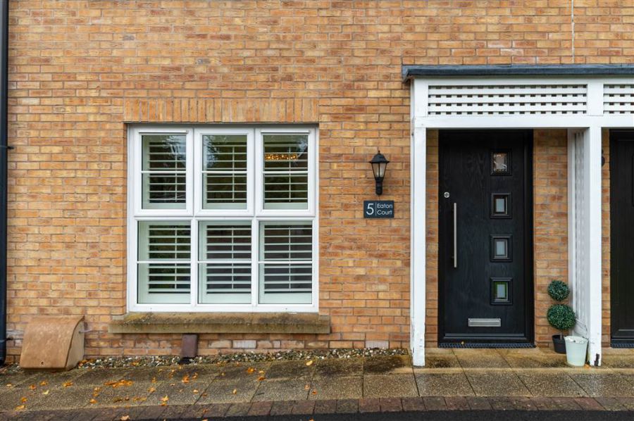5 Eaton Court