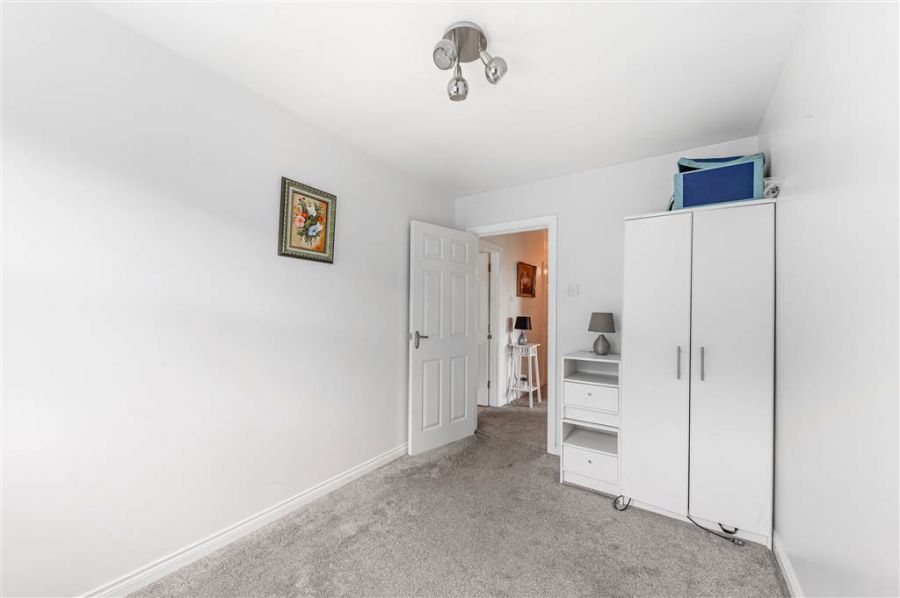 48 Minnowburn Mews