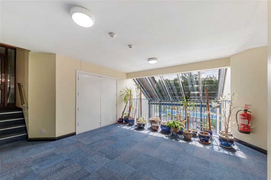 48 Minnowburn Mews