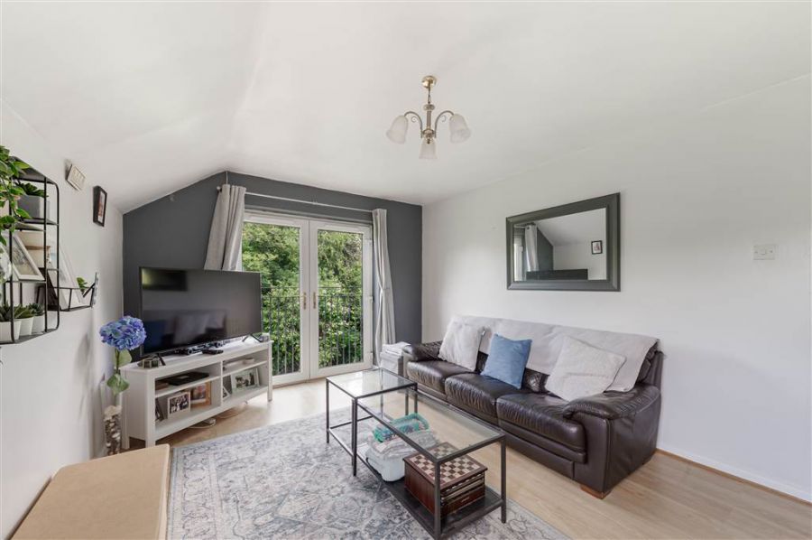 48 Minnowburn Mews