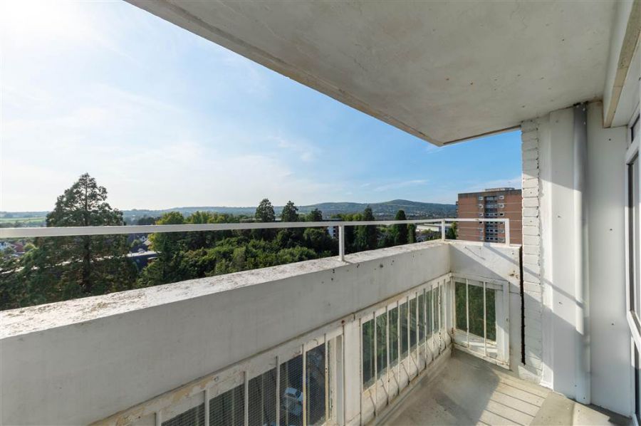12C Ferndale House