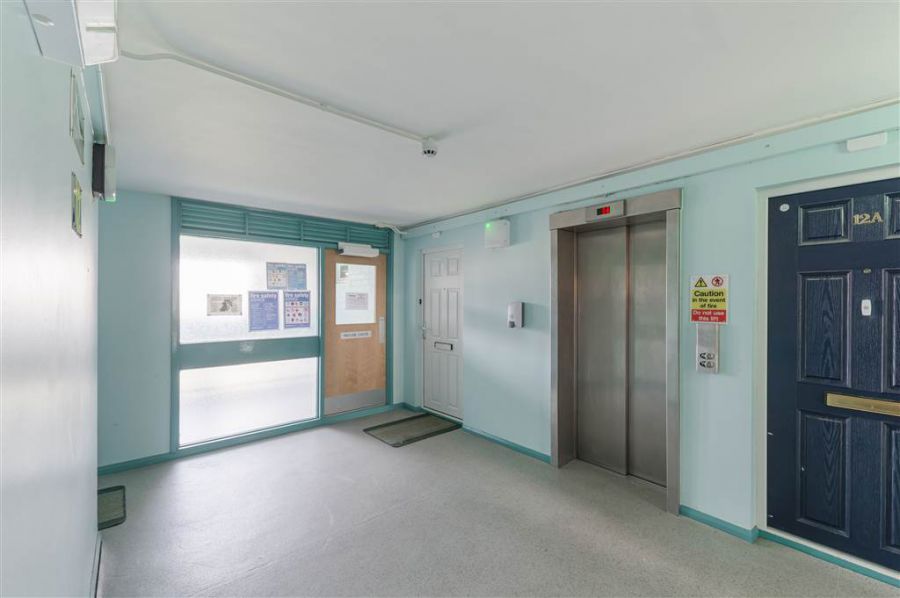 12C Ferndale House
