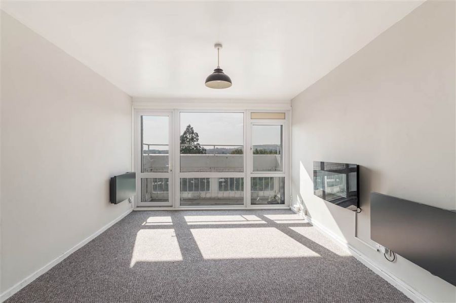 12C Ferndale House