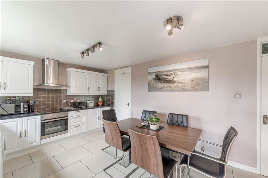 1 Glendowan Grove