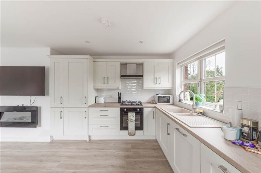 109 Upper Dunmurry Lane
