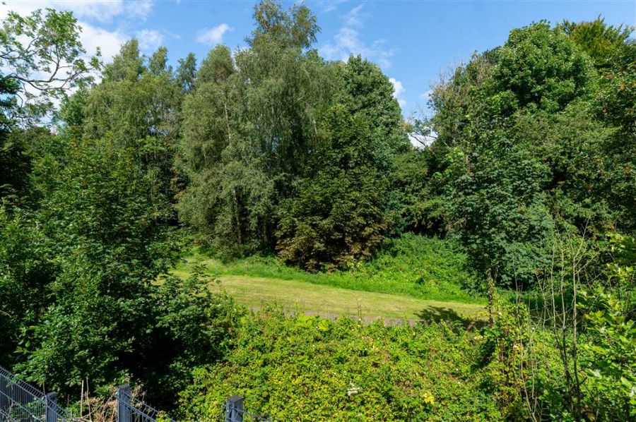 17 Glenburn Manor