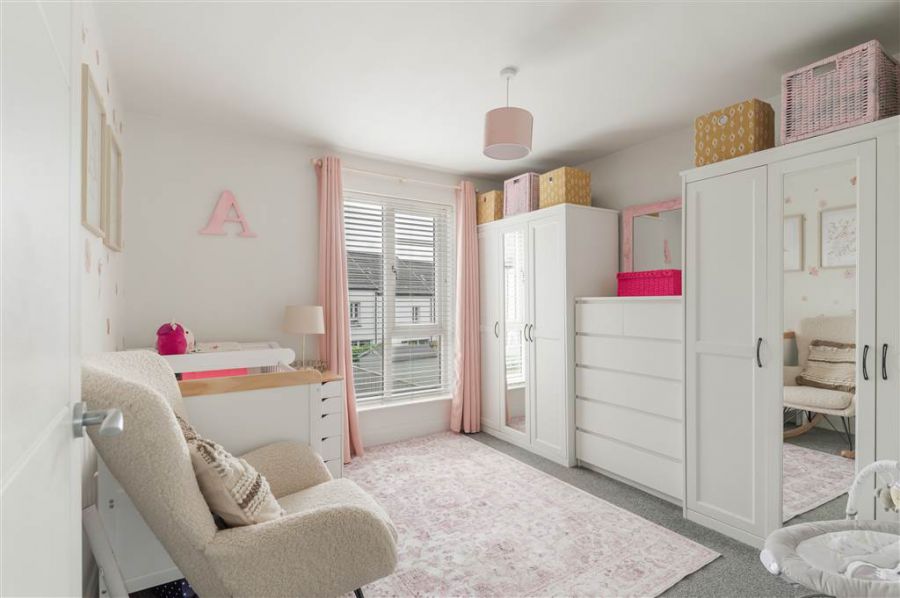 48 Woodbrook Walk