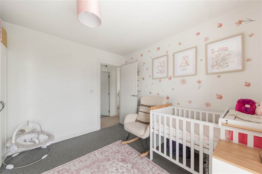 48 Woodbrook Walk