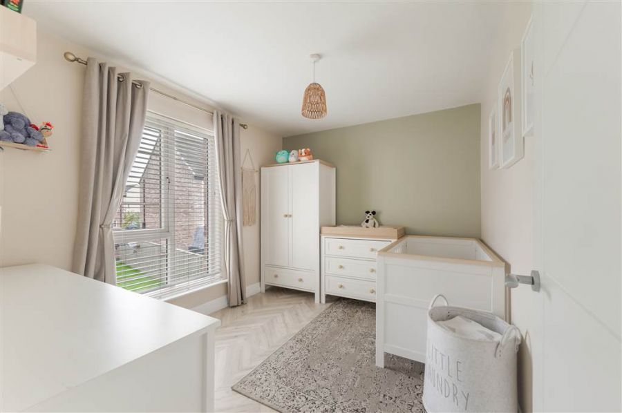 48 Woodbrook Walk