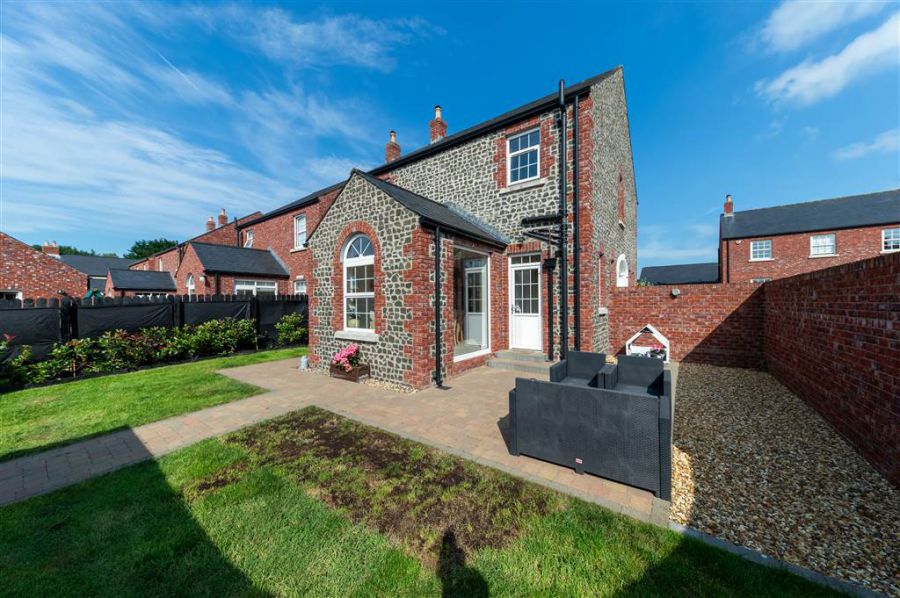 63 Portmore Hall