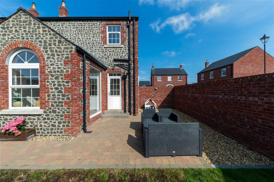 63 Portmore Hall