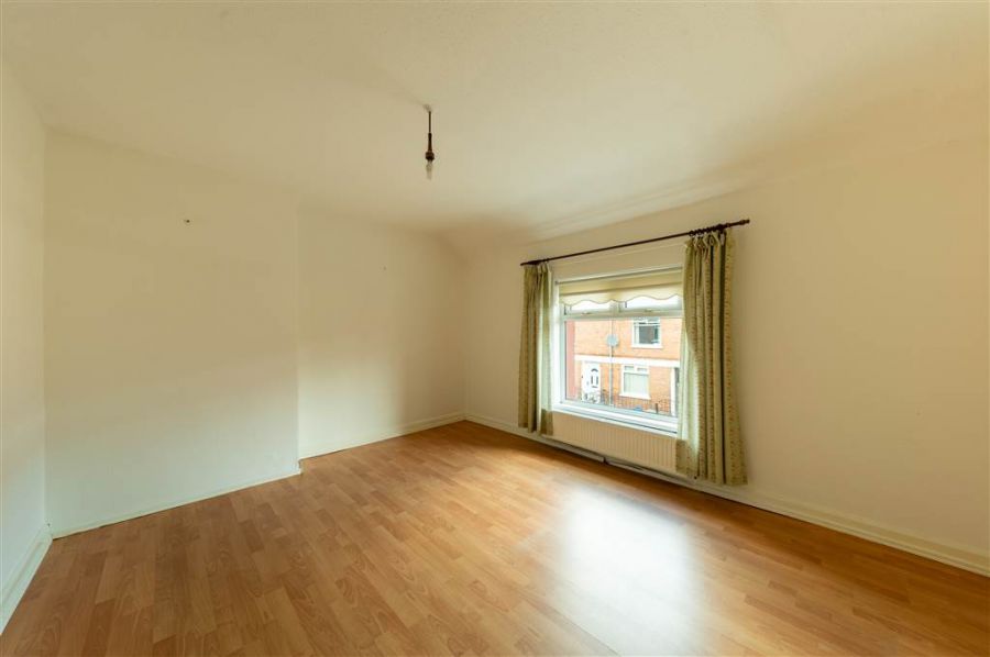 34  Beechmount Parade