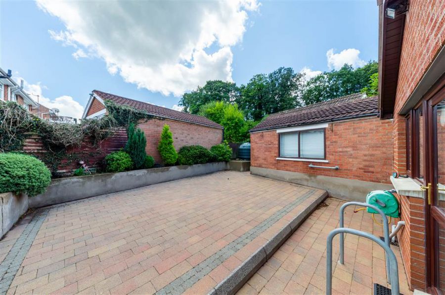 96 Erinvale Avenue