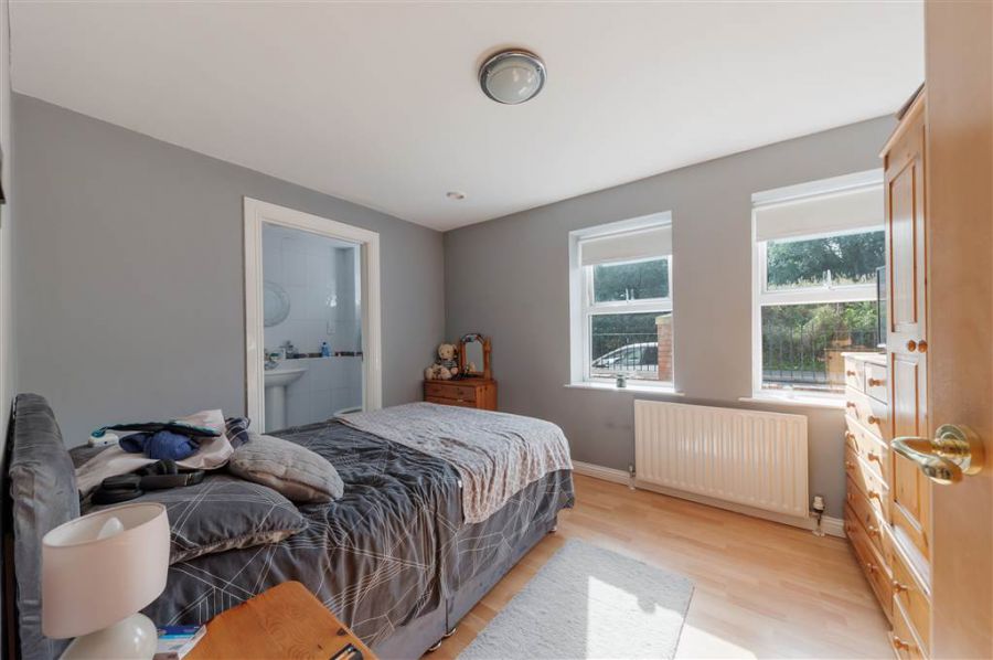 9B Musgrave Manor