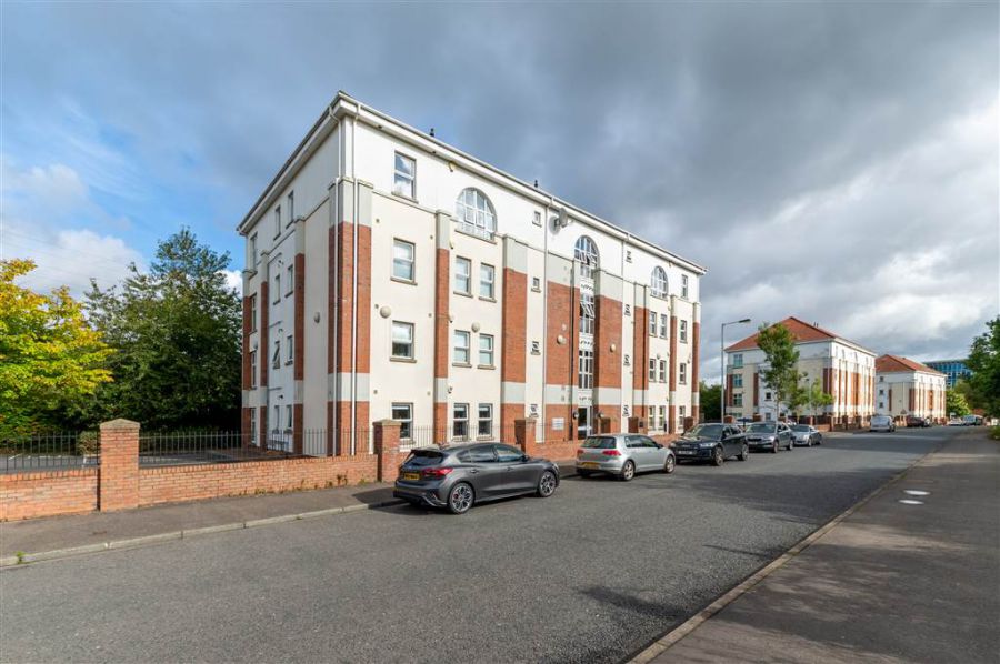 9B Musgrave Manor